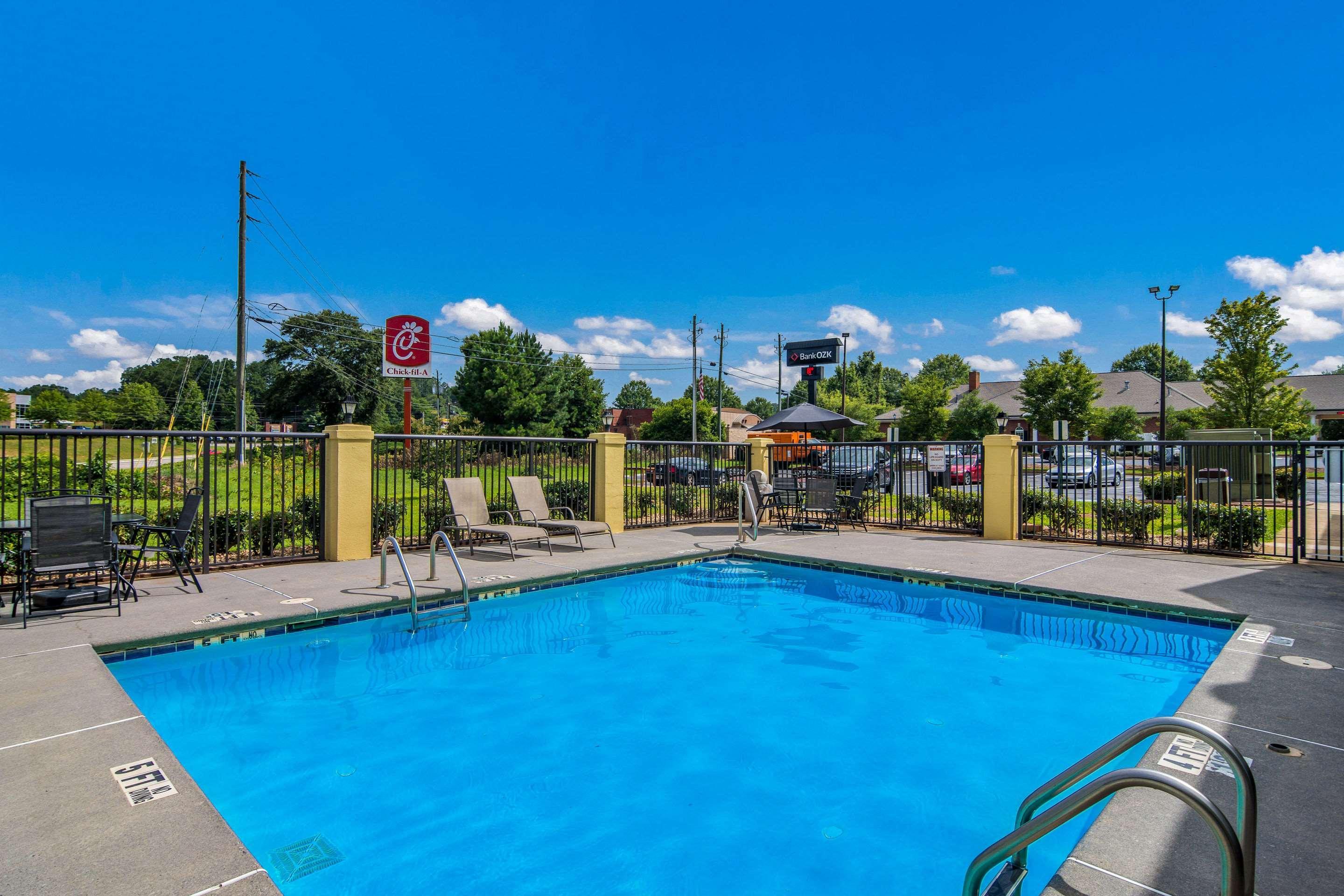 Quality Inn & Suites Canton, Ga Екстер'єр фото